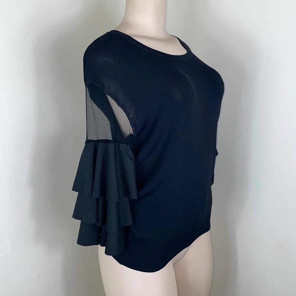 Cliché NWT Black Scoop Neck Ruffle Sleeve Sweater Knit Blouse Size M